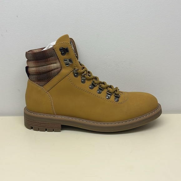 Tommy Hilfiger Light Brown Boots Men’s Size 9 (NWOT) - Picture 2 of 6